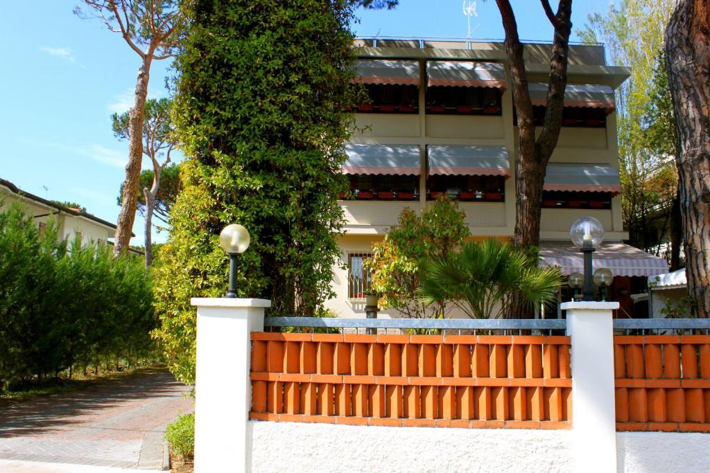 Hotel Manuela Cinquale Luaran gambar