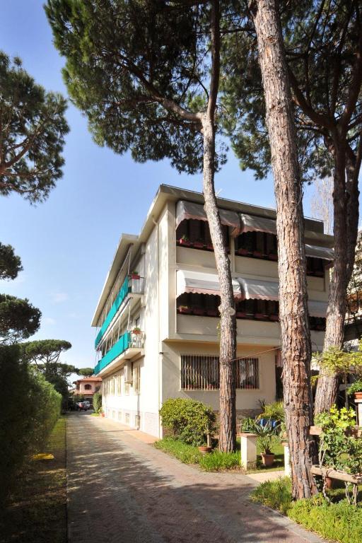 Hotel Manuela Cinquale Luaran gambar